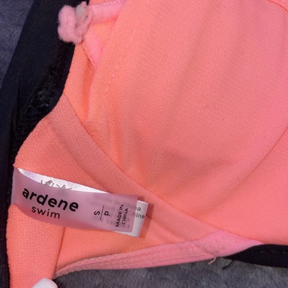 Bright pink and black Ardene bikini top - Picture 3 of 3